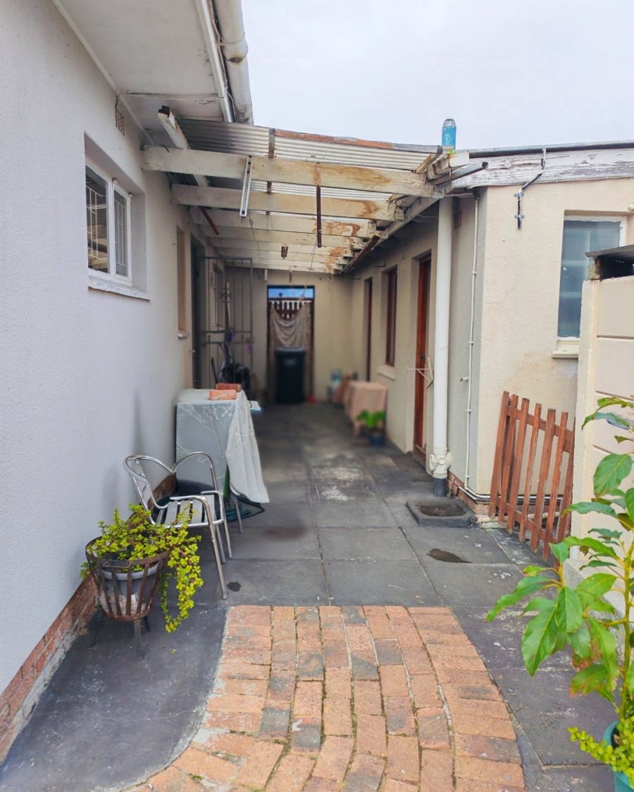 4 Bedroom Property for Sale in Southfield Western Cape
